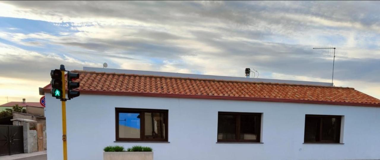 Casa Janas Affittacamere Bed & Breakfast 皮希纳斯 外观 照片