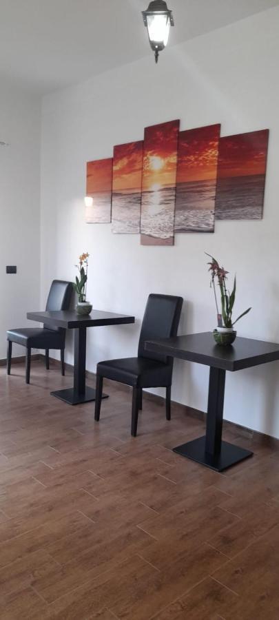 Casa Janas Affittacamere Bed & Breakfast 皮希纳斯 外观 照片